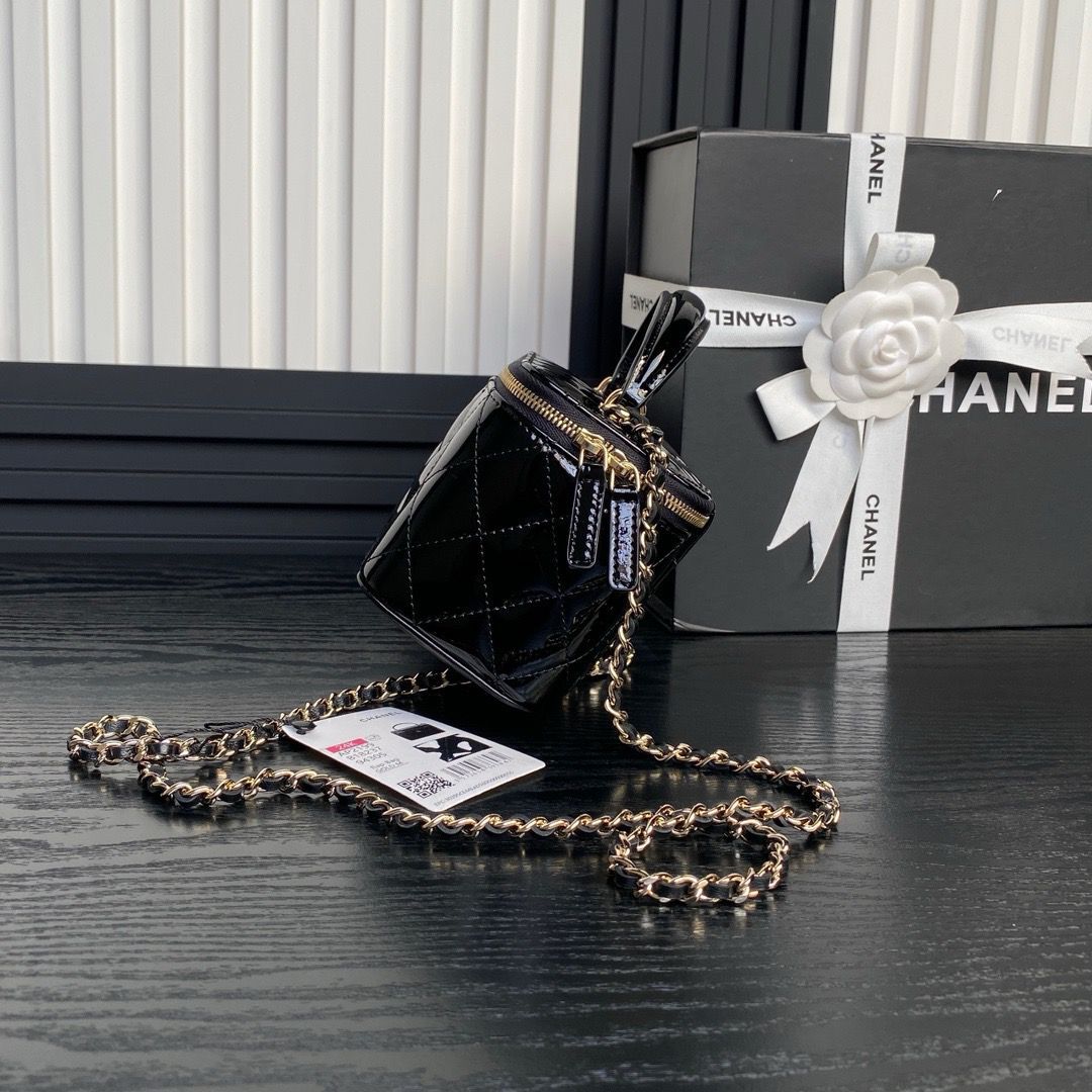 CHANEL Cosmetic Case — 18 cm | 2 Colors With Box