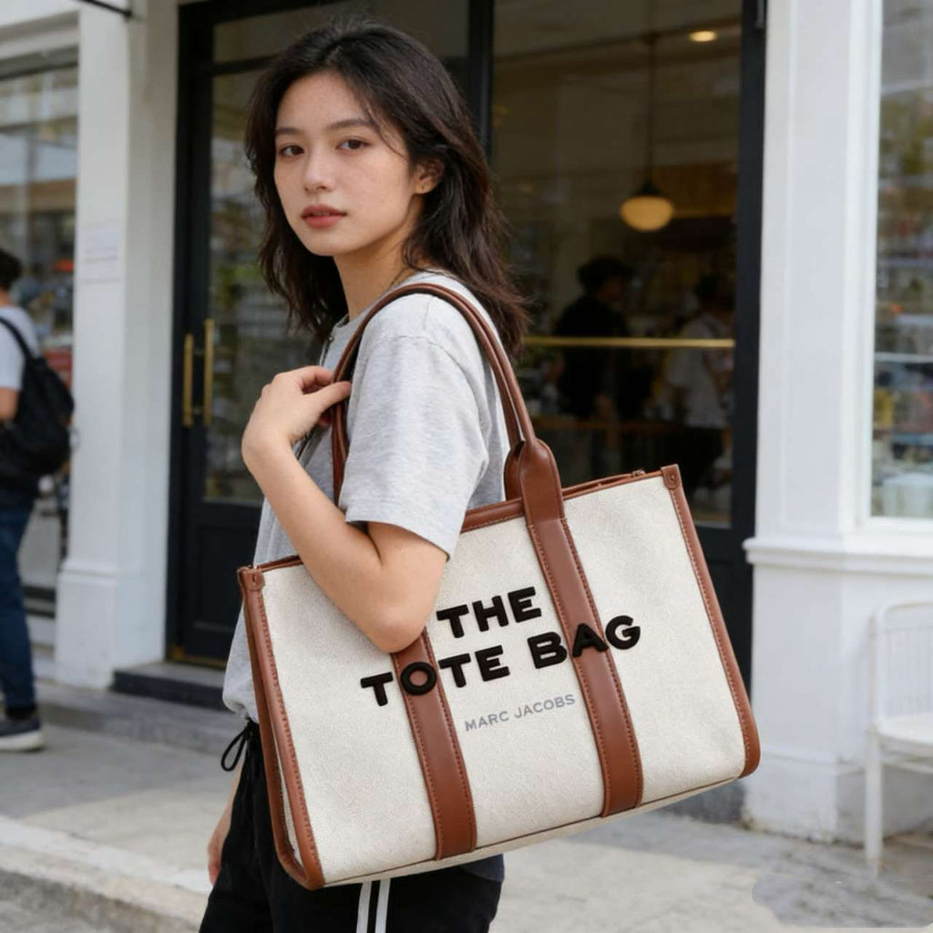 MARC JACOBS The Tote Bag — 44 cm | 2 Colors Without Box