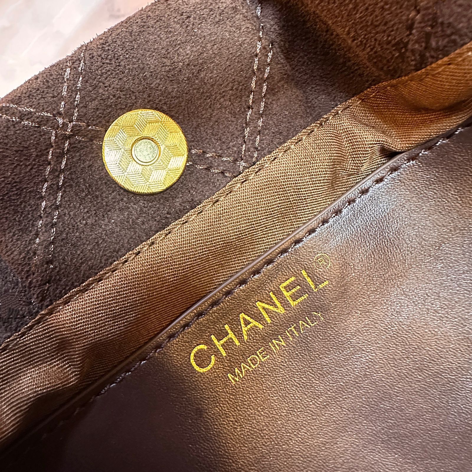 CHANEL Quilted Bow Bag — 45 cm | 3 Colors A+