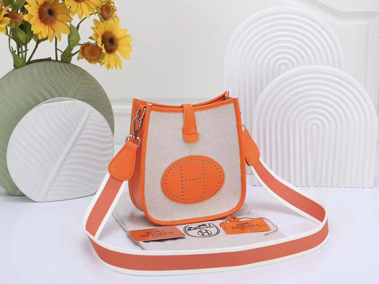 Hermès Evelyne Crossbody Bag — Canvas & Leather | 20 cm | 7Colors Without Box
