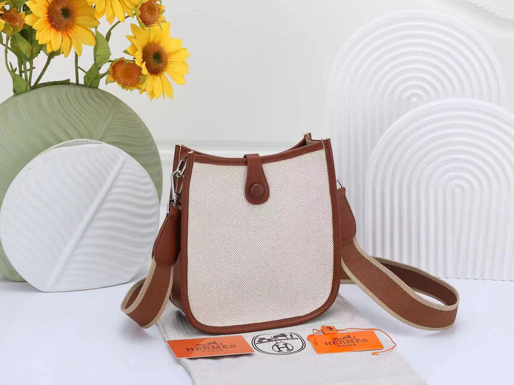 Hermès Evelyne Crossbody Bag — Canvas & Leather | 20 cm | 7Colors Without Box
