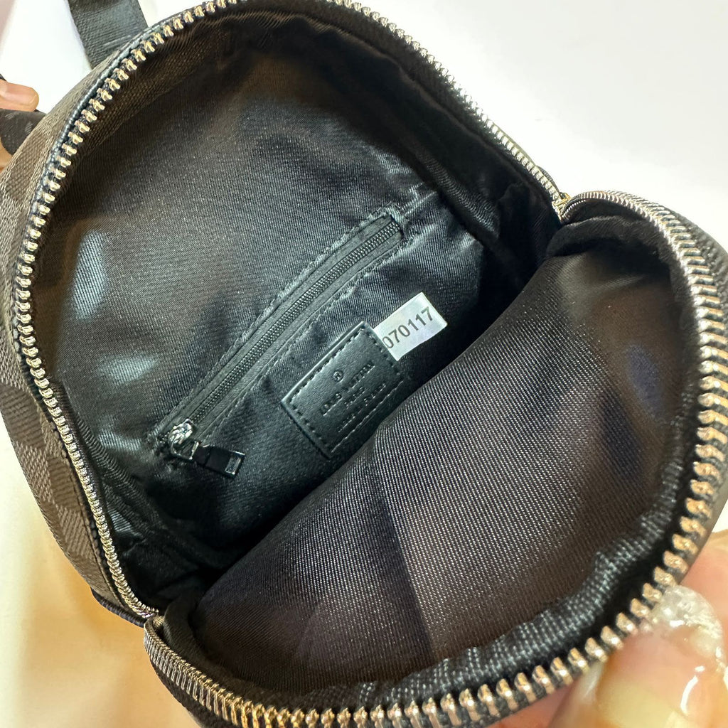LOUIS VUITTON Crossbody Sling — 26 cm | Multiple Styles
