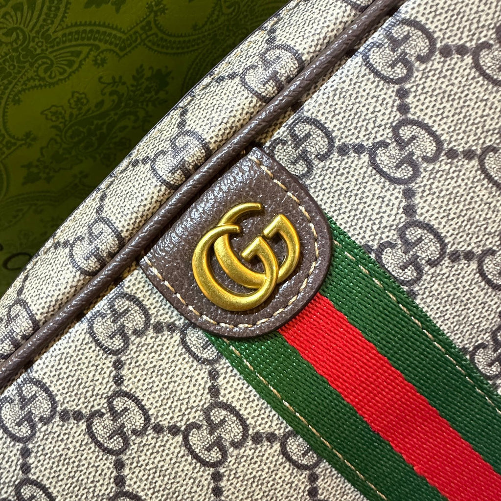 GUCCI Marmont Camera Bag — 23 cm | With Box
