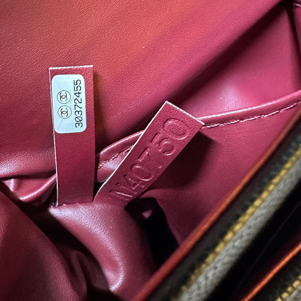 CHANEL Classic Flap Wallet — 26 cm | 12 Colors With Box