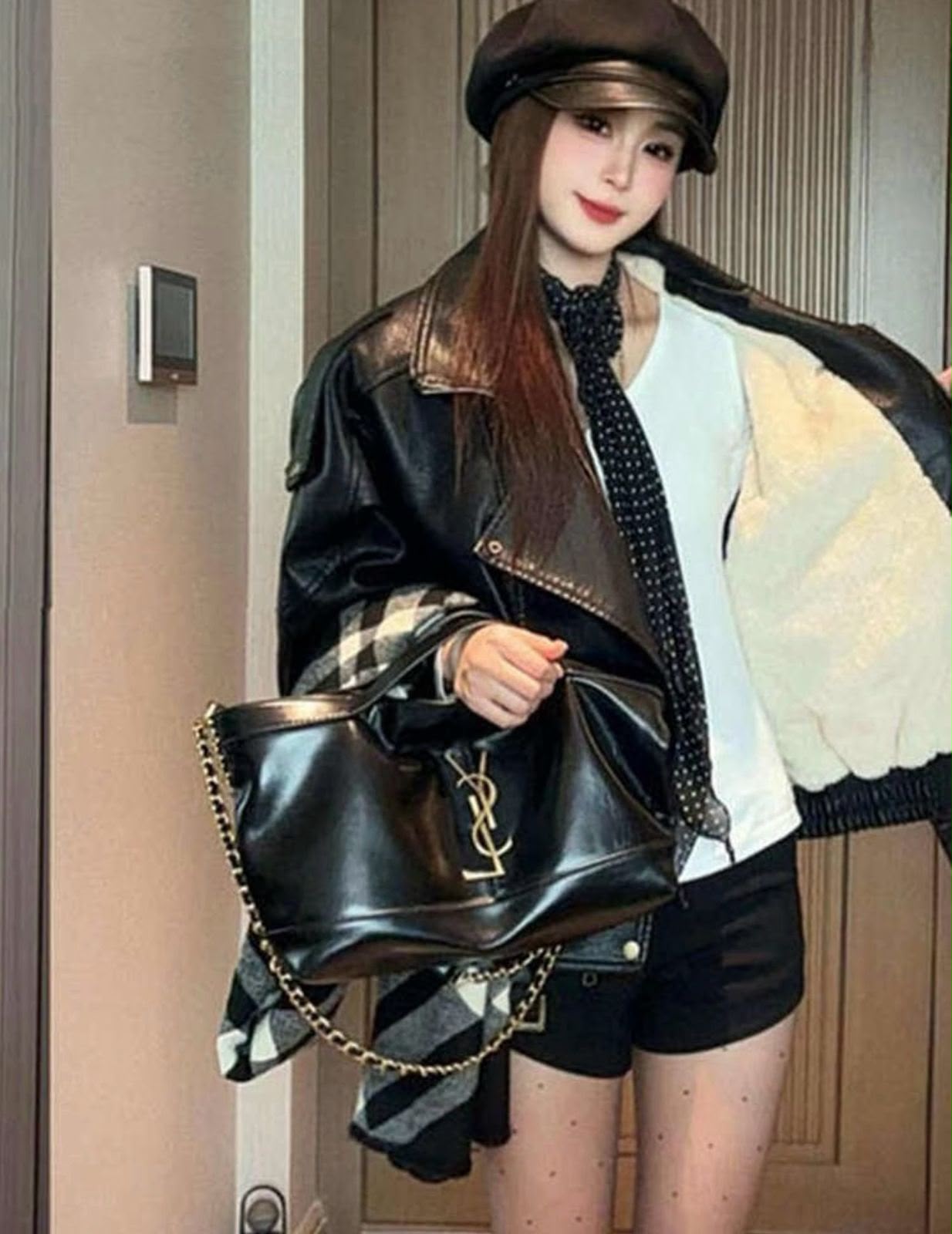 SAINT LAURENT Matelassé Shoulder Bag — 40 cm | Multiple Colors Without Box