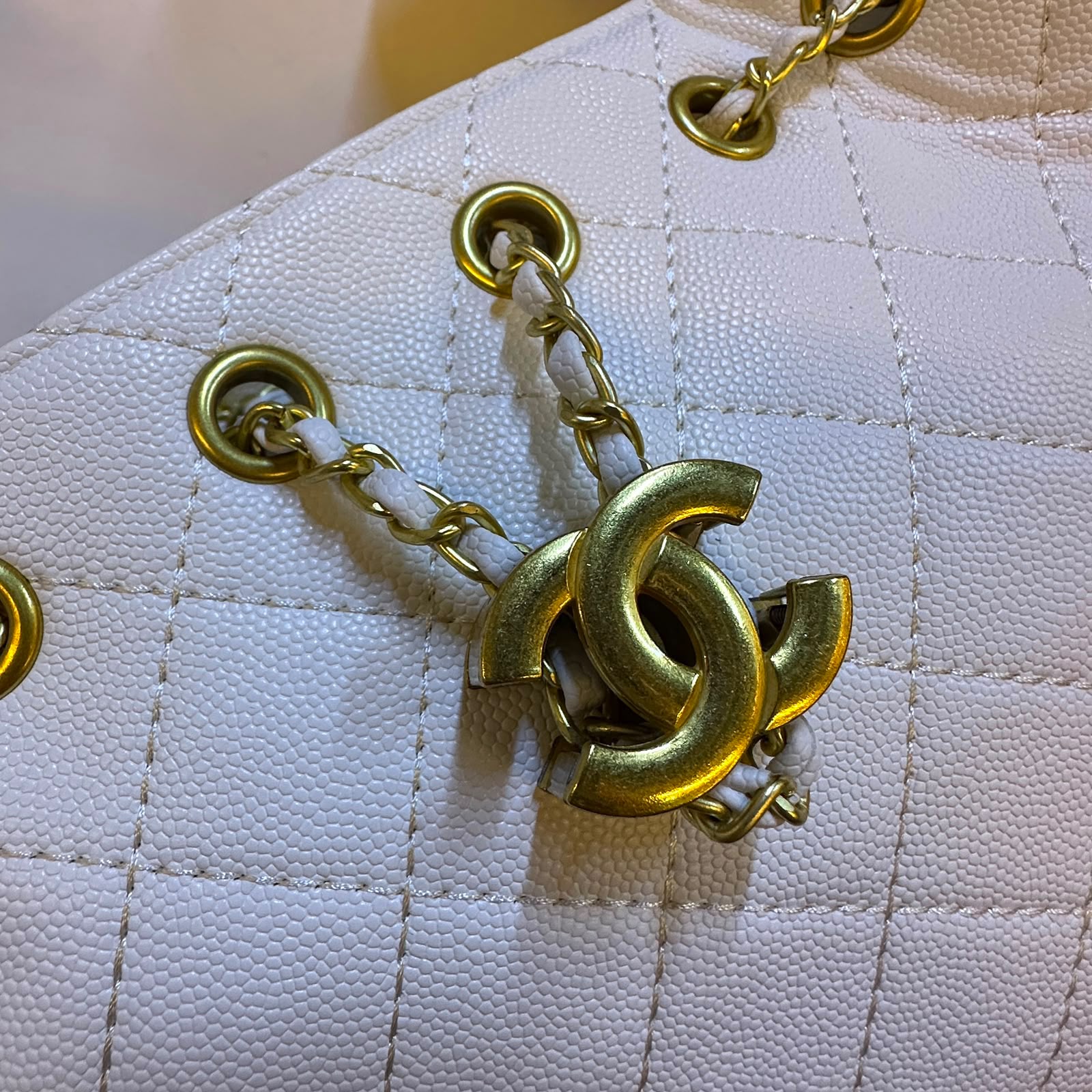CHANEL Drawstring Bucket — 25 cm | 2 Colors Without Box
