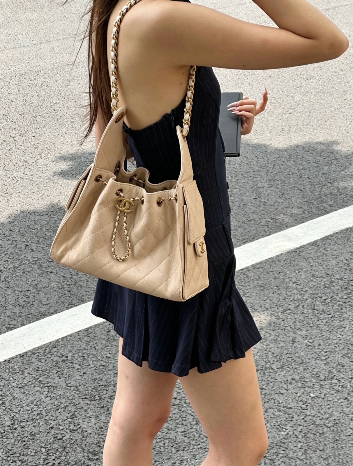 CHANEL Drawstring Bucket — 25 cm | 2 Colors Without Box