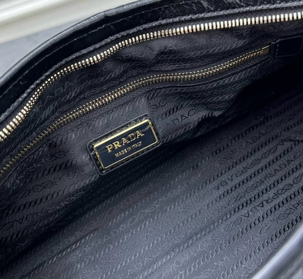 PRADA Leather Shoulder Bag — 32 cm | 5 Colors Without Box A+