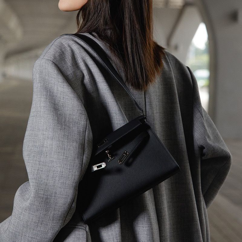 HERMÈS Constance Shoulder Bag — 25 cm | 4 Colors With Box