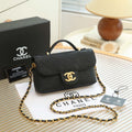 CHANEL Quilted Classic Shoulder Bag — 20 cm | 6 Colors With Box