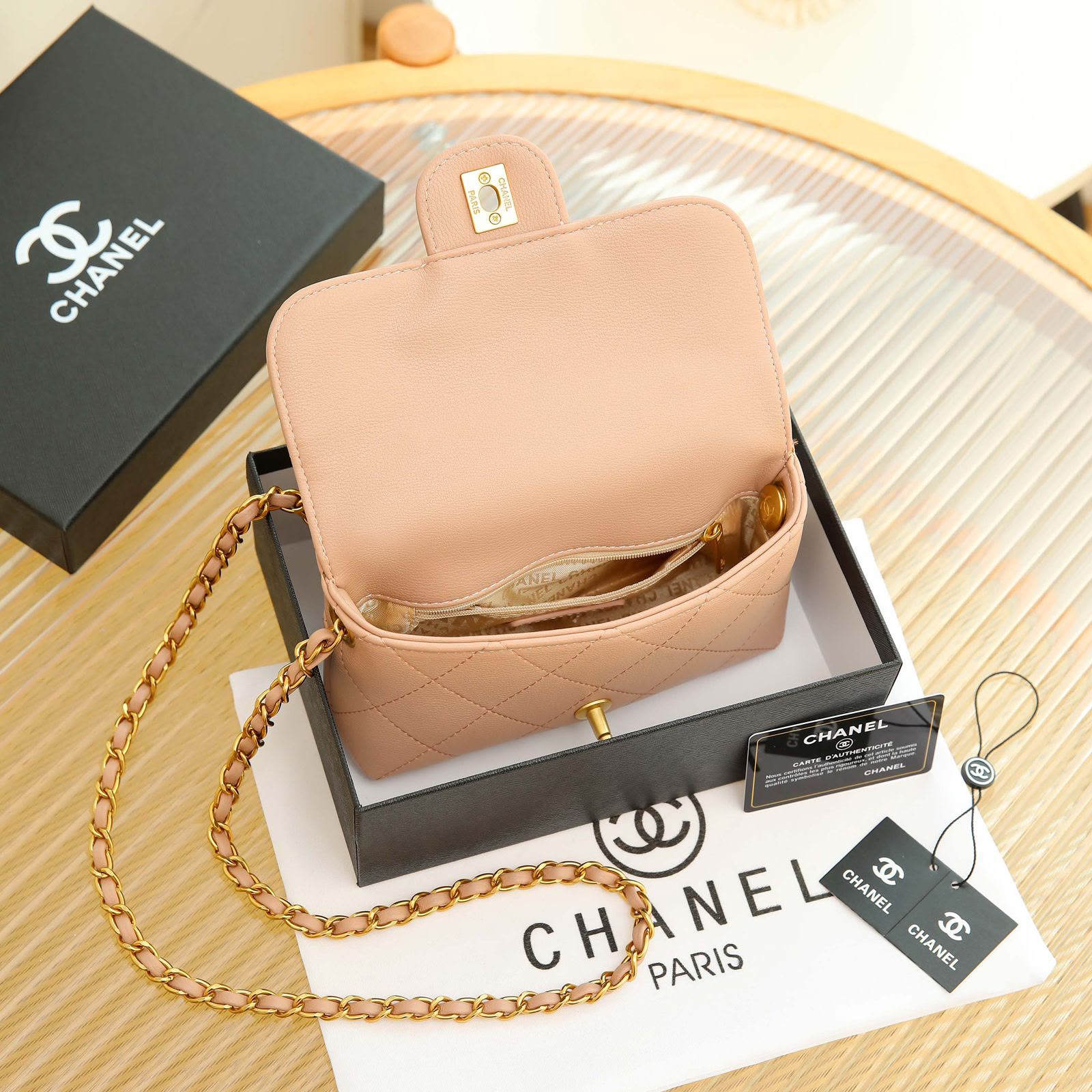 CHANEL Quilted Classic Shoulder Bag — 20 cm | 6 Colors With Box
