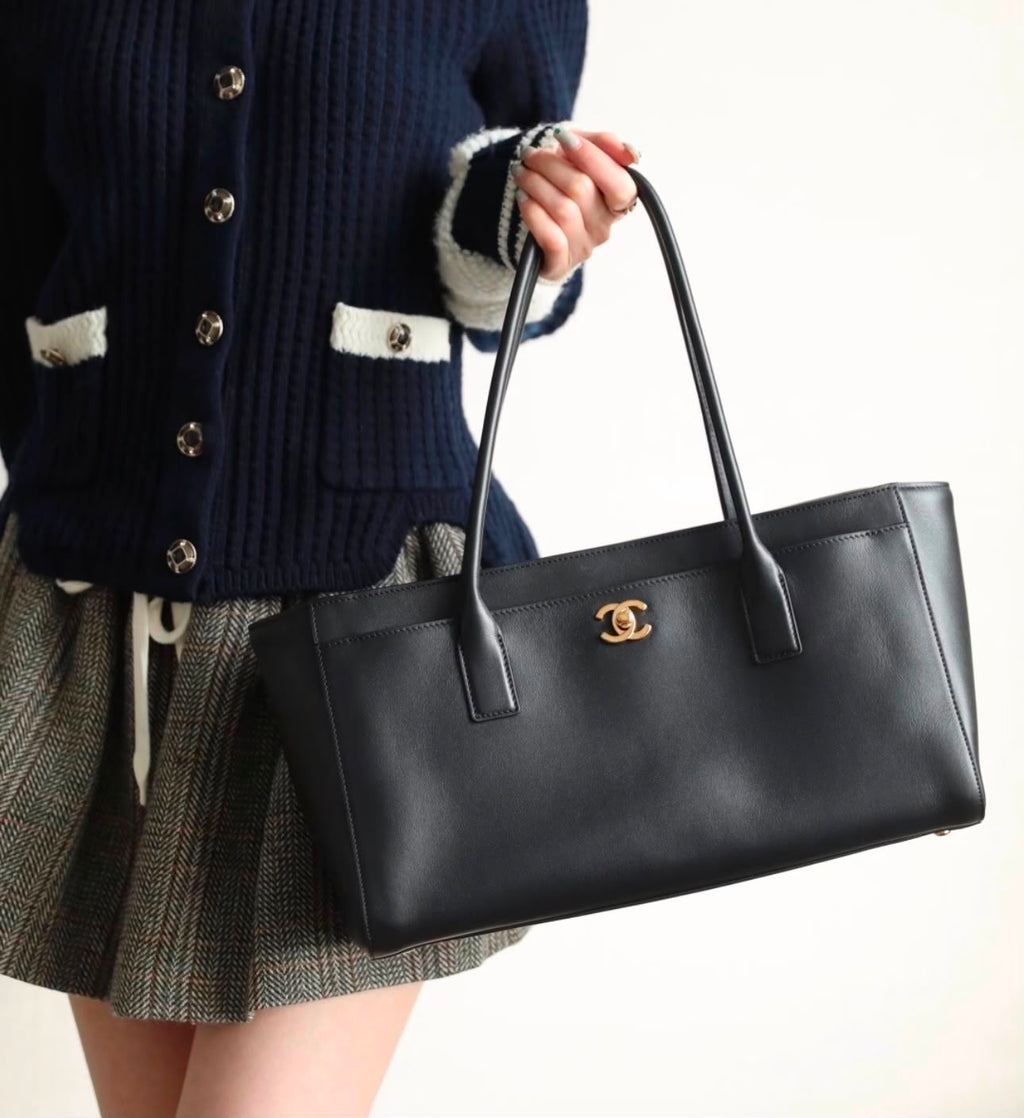 CHANEL Executive Tote — 35 cm | 6 Colors Without Box A+