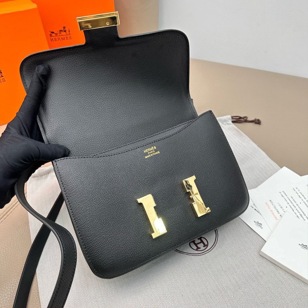 HERMÈS Structured Shoulder Bag — 24 cm | 4 Colors with Box