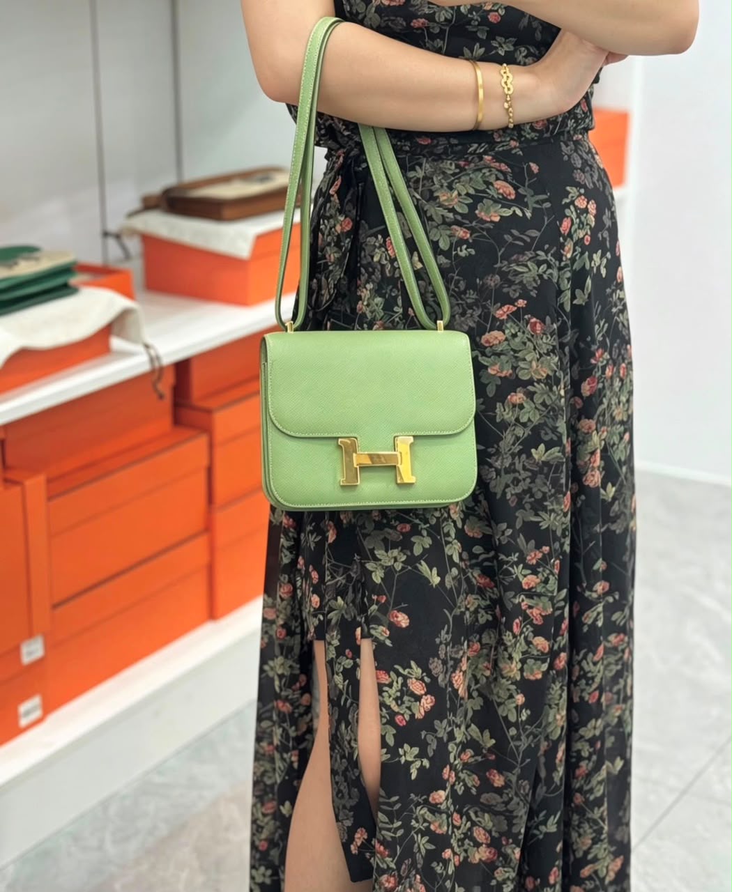 HERMÈS Structured Shoulder Bag — 24 cm | 4 Colors with Box