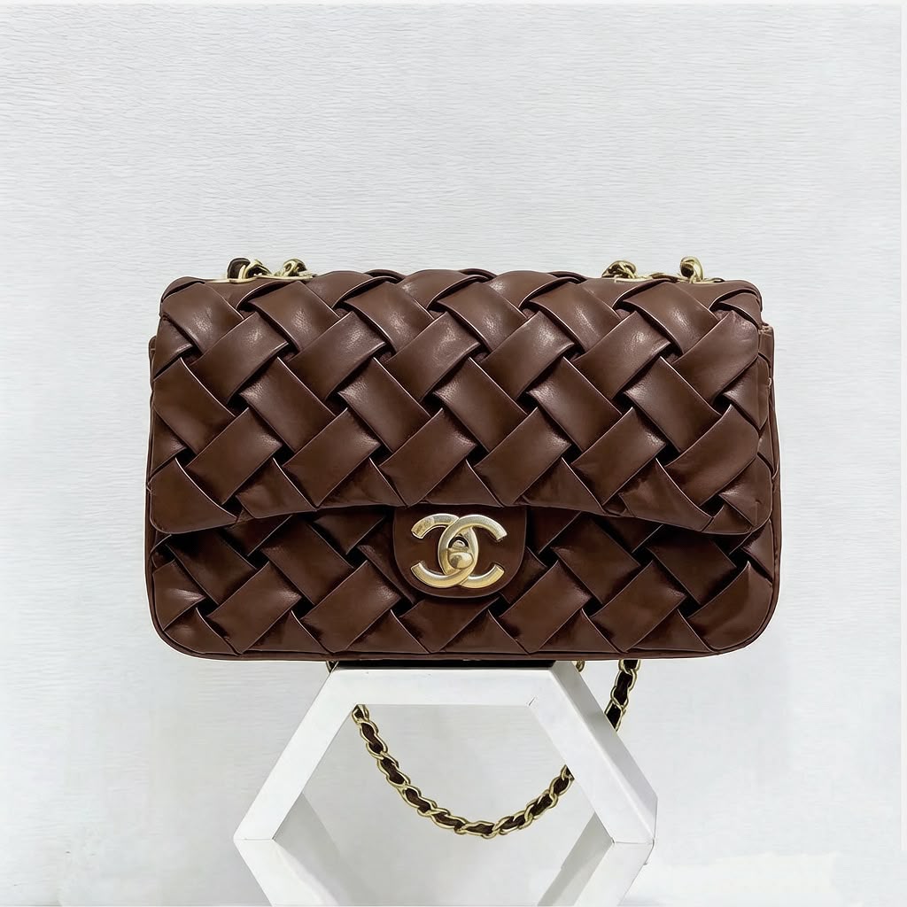 CHANEL Woven Leather Flap Shoulder Bag — 25 cm | 4 Colors with Box A+