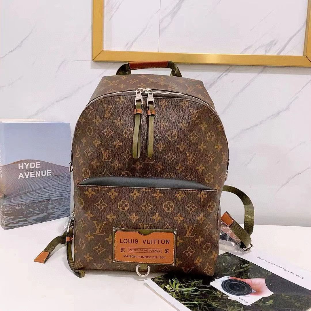LOUIS VUITTON Backpack — 39 cm | 3 Colors | Without Box| A+