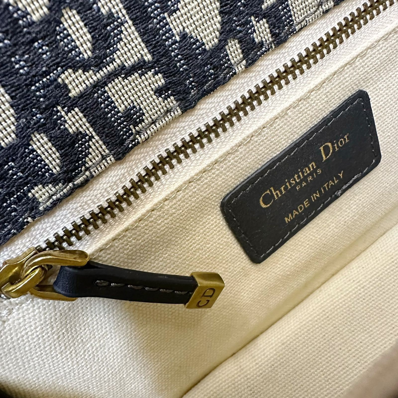 DIOR Chain Flap Bag | With Box | Master