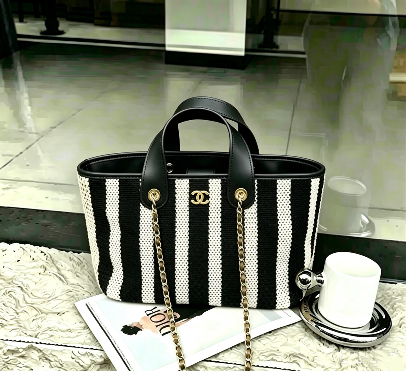 CHANEL Straw-Effect Tote 40 cm Without Box
