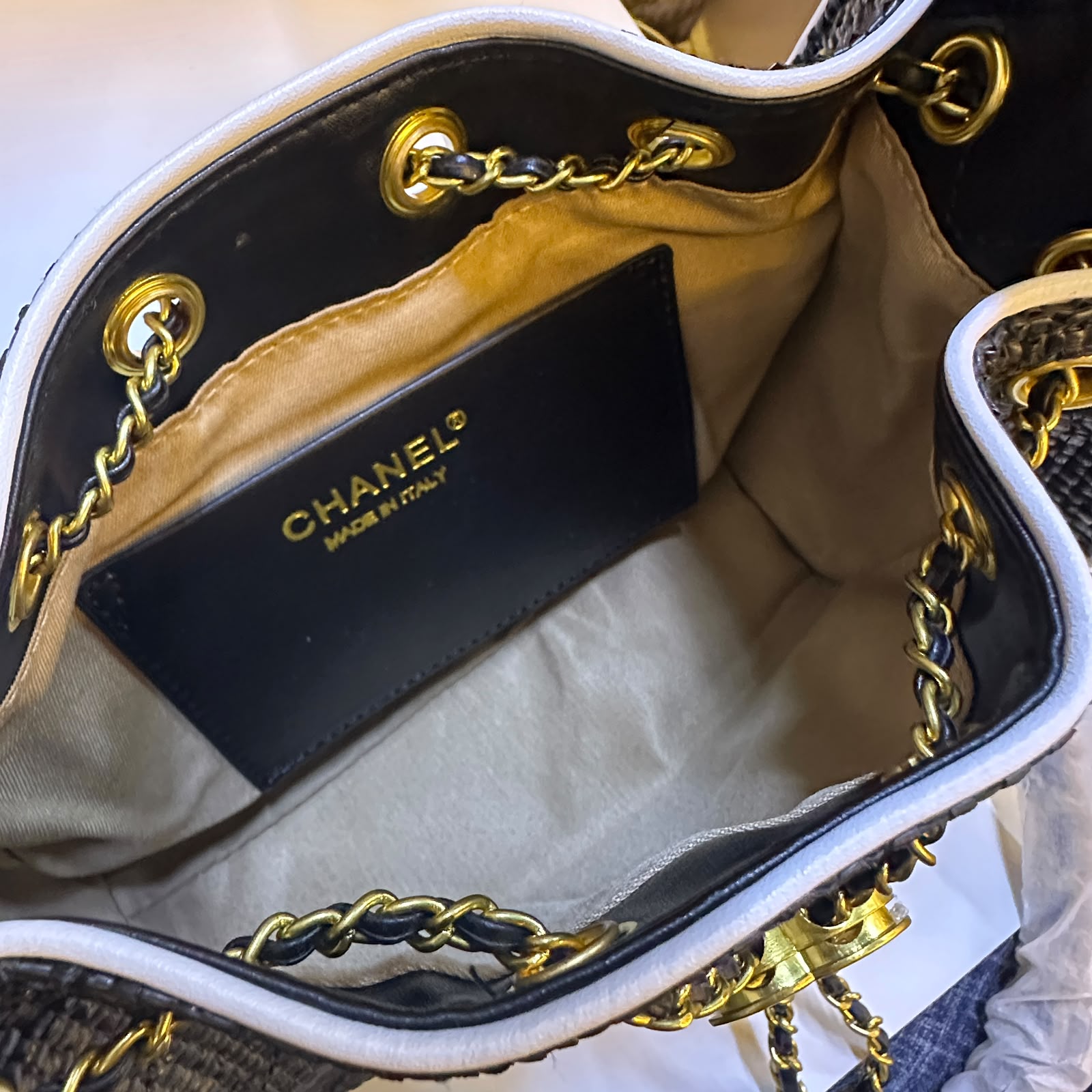 CHANEL Drawstring Bag 22 cm Without Box