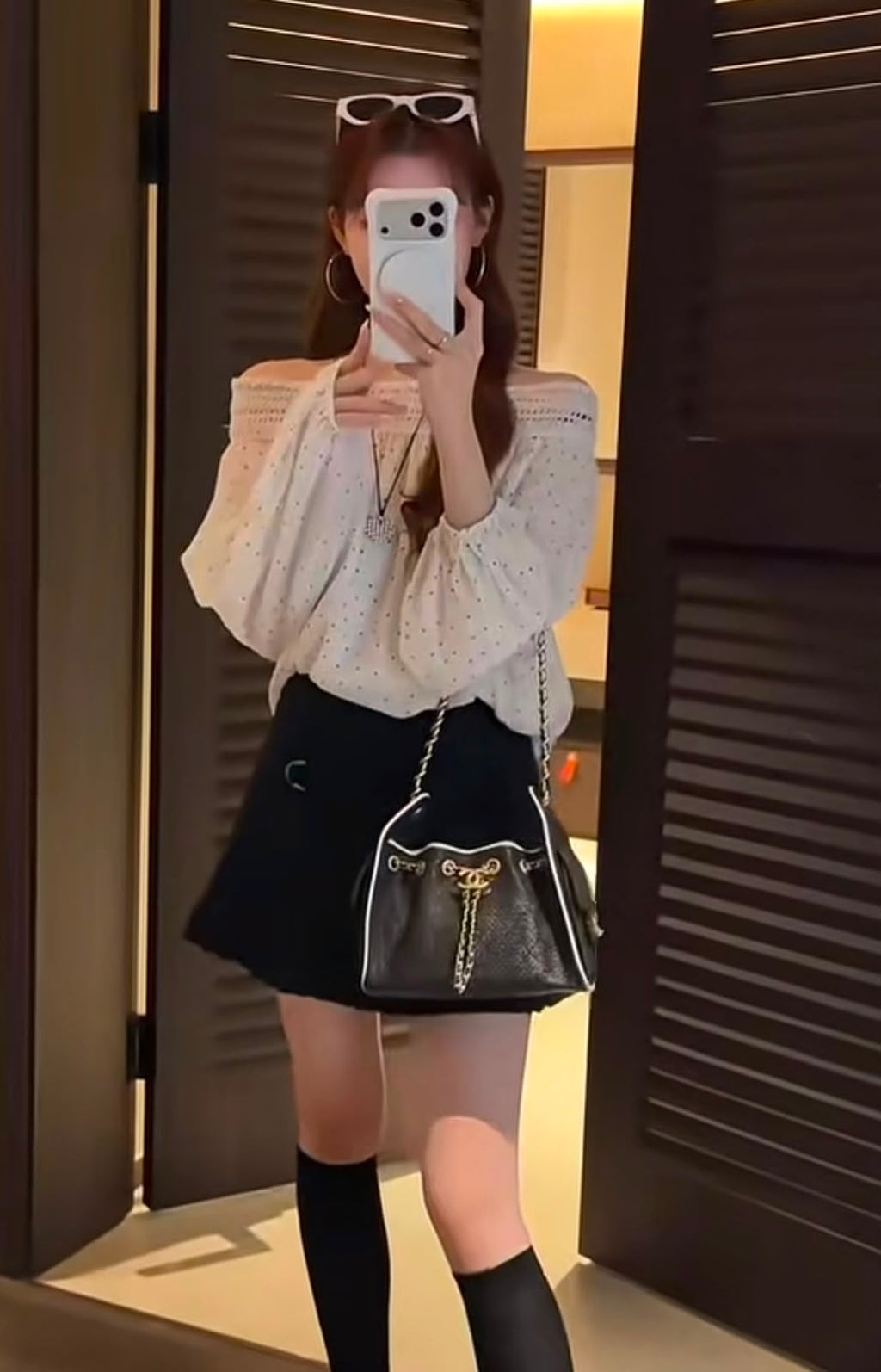 CHANEL Drawstring Bag 22 cm Without Box