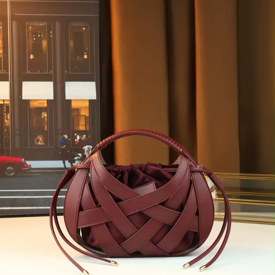 Botegga Woven Cage Bag 28 cm With Box