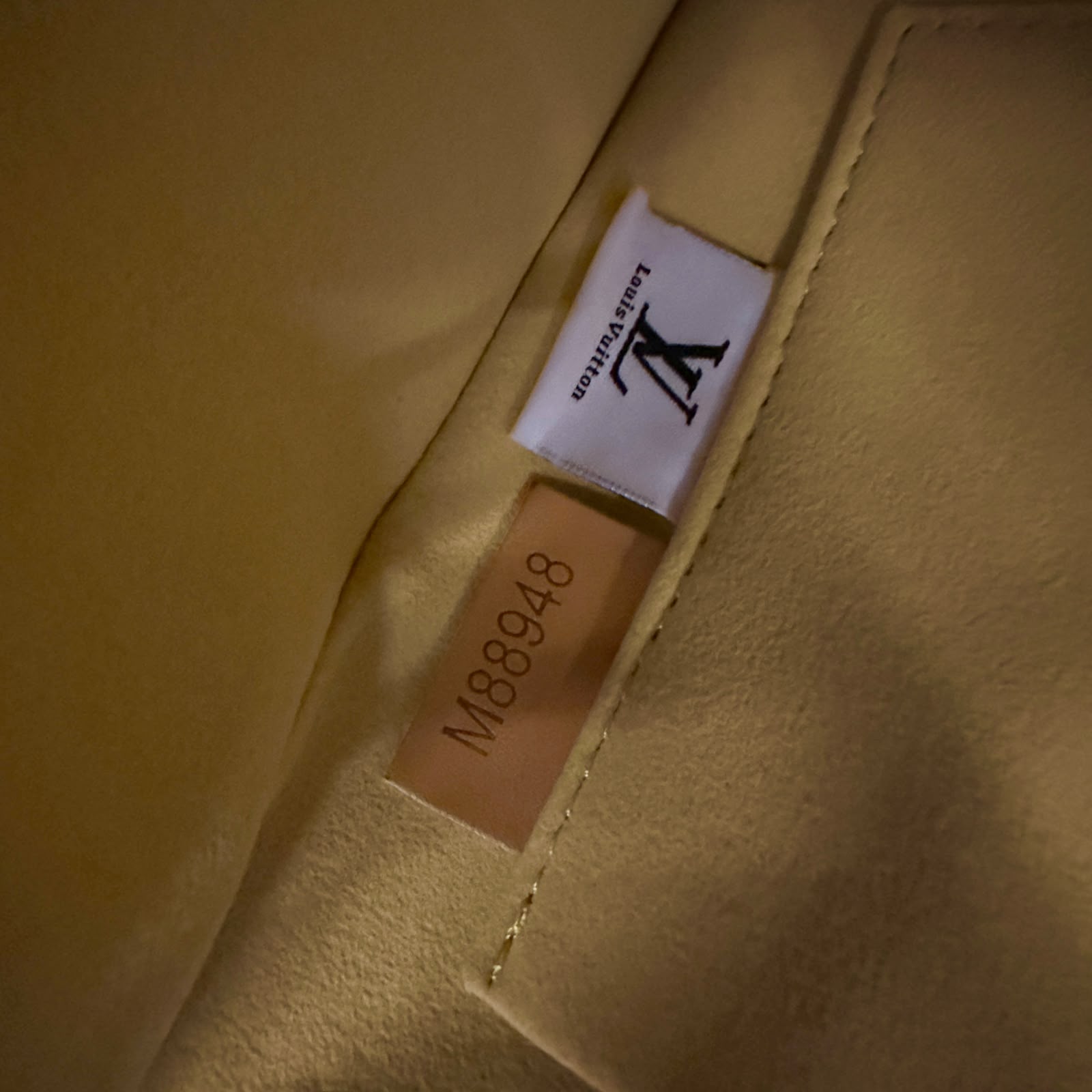 LV حقيبة توت كاروهات 25 سم بدون صندوق ماستر