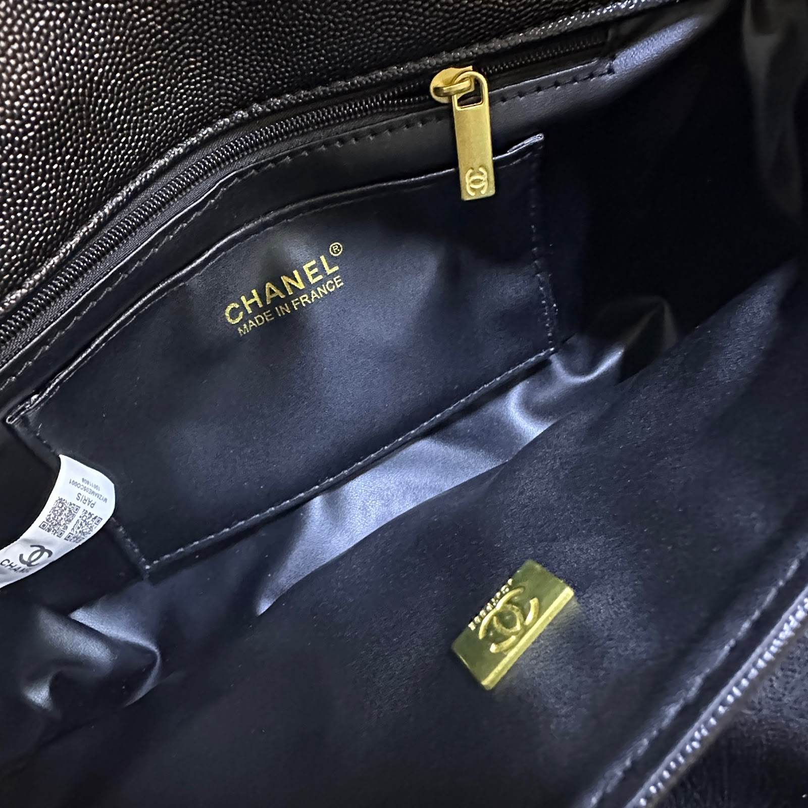 CHANEL Double-Strap Flap Bag 22 cm With Box
