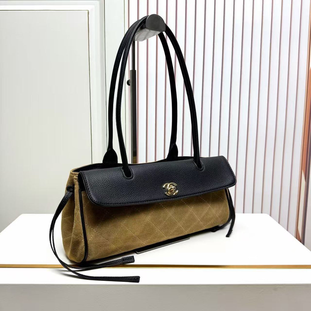CHANEL Quilted Panel Shoulder Bag 33 cm Master