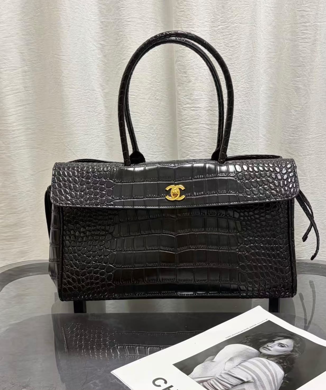 CHANEL Croc Tote 38 cm Master