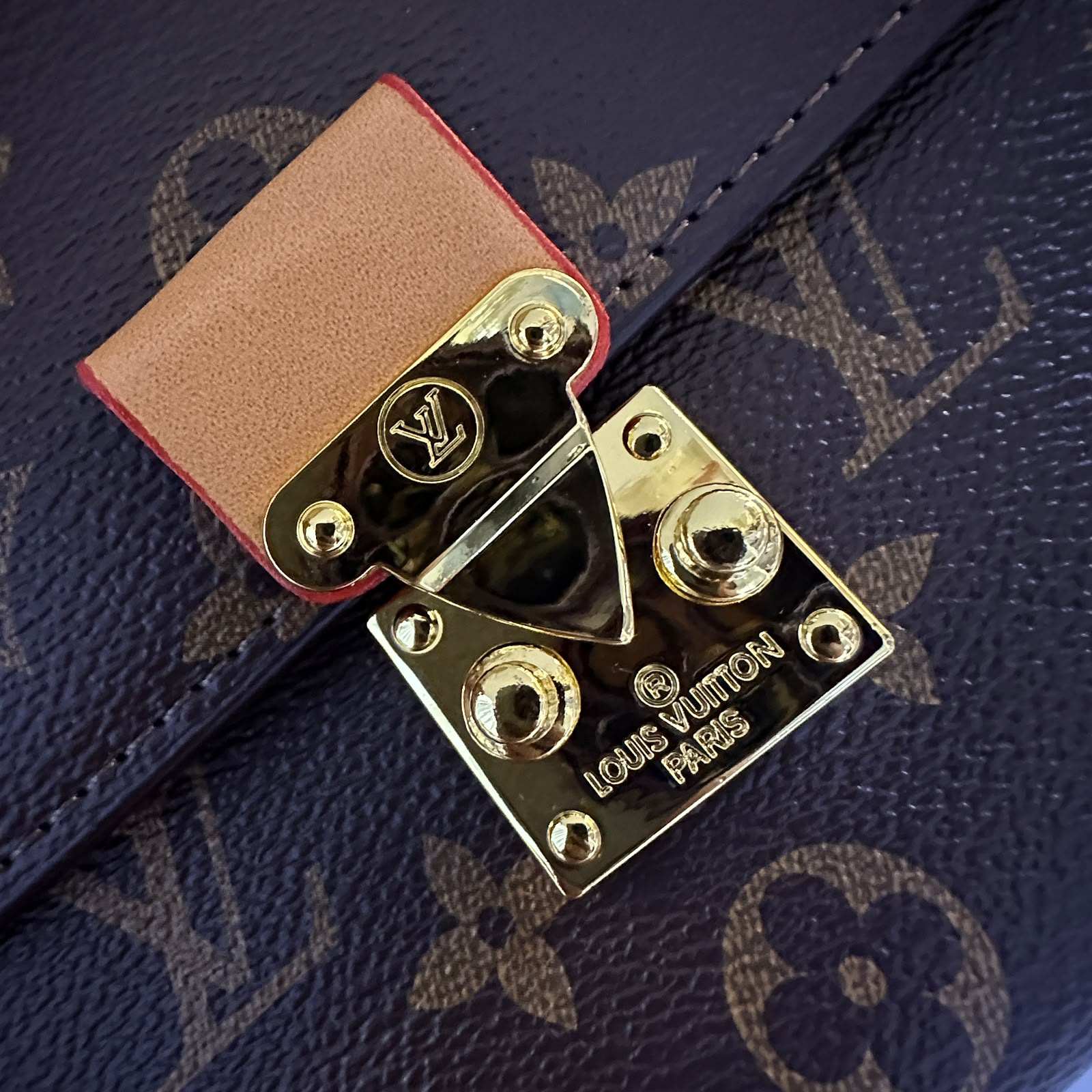LV Flap Bag 24 cm
