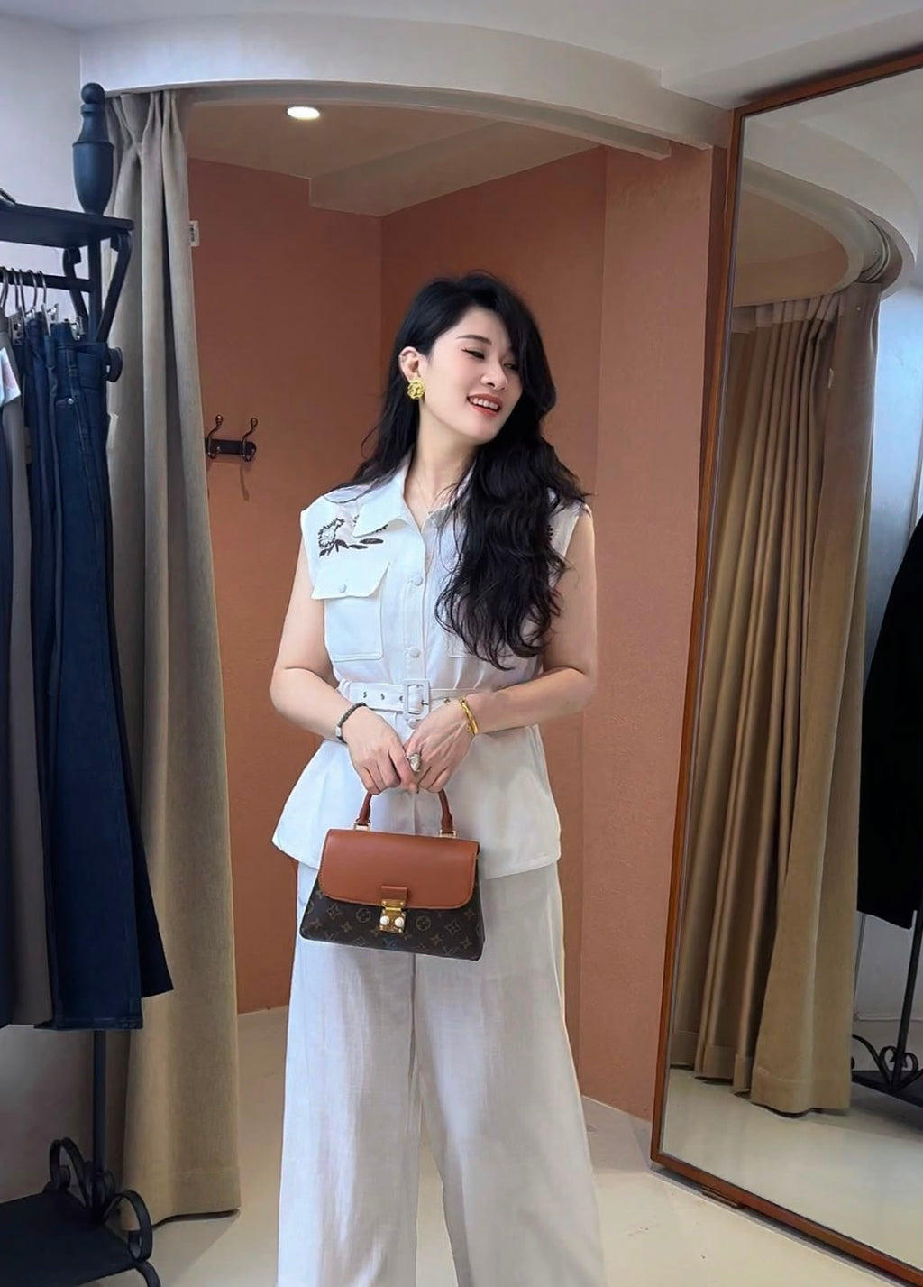 LV Flap Bag 24 cm