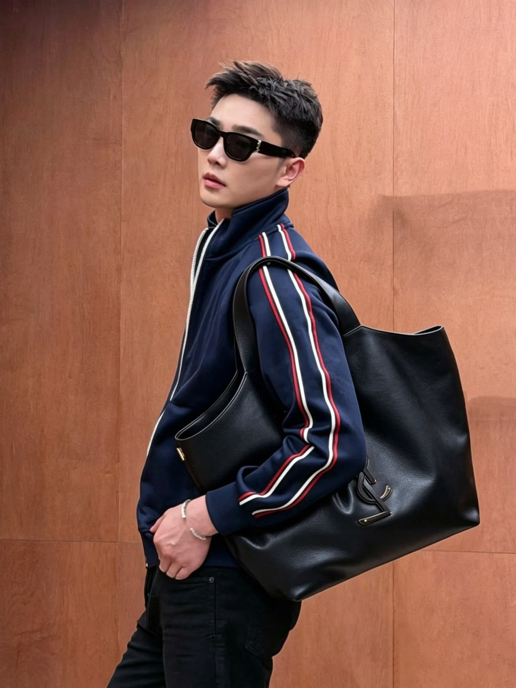 YSL Large Logo Tote Leather 58 cm Master