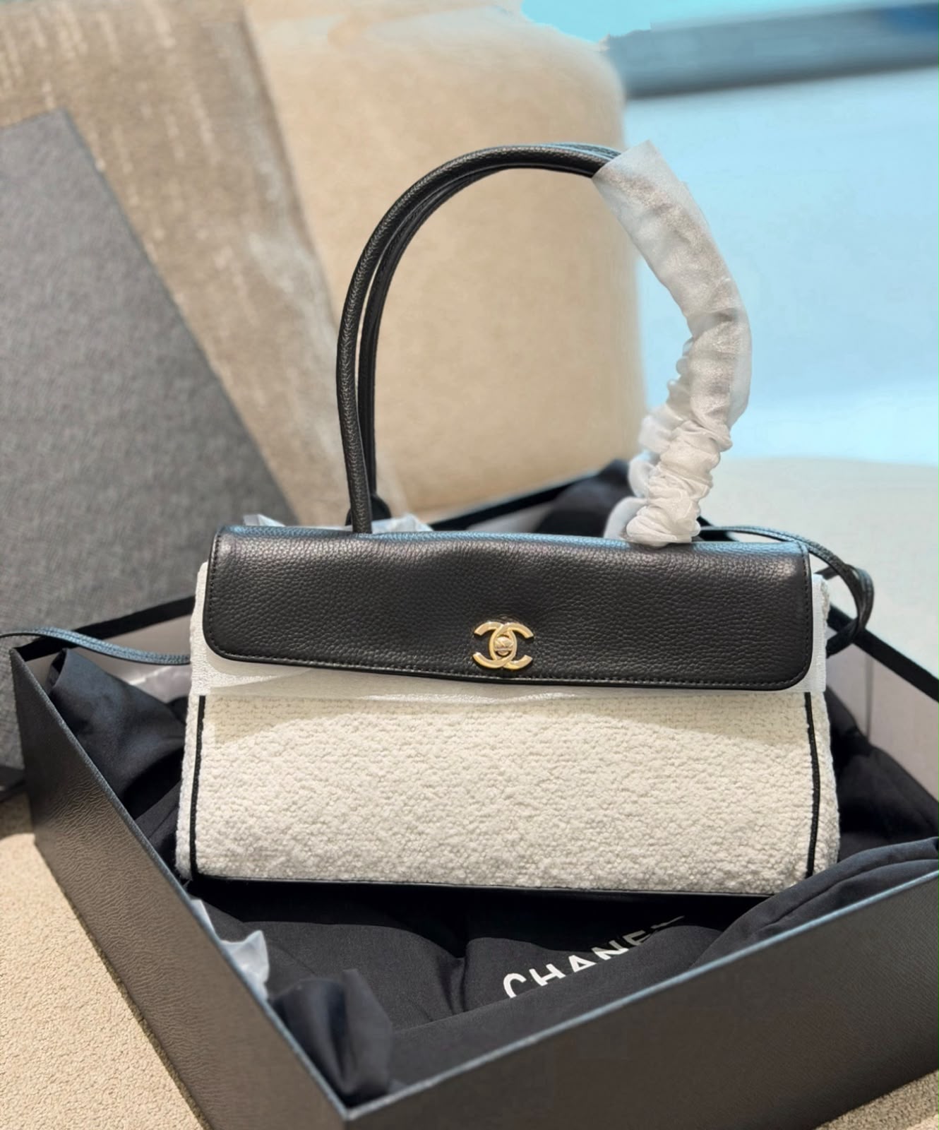 CHANEL Two-Tone Flap Bag 32 cm A+