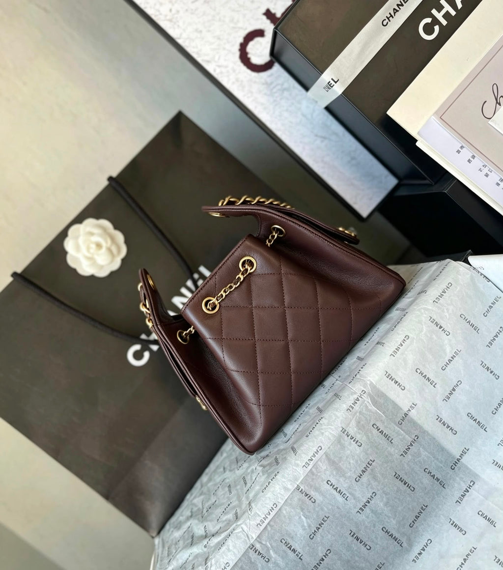 CHANEL Drawstring Bucket Bag 20 cm