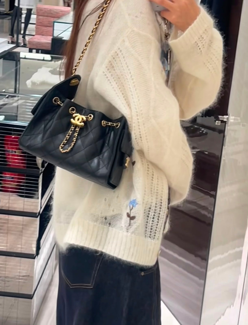 CHANEL Drawstring Bucket Bag 20 cm
