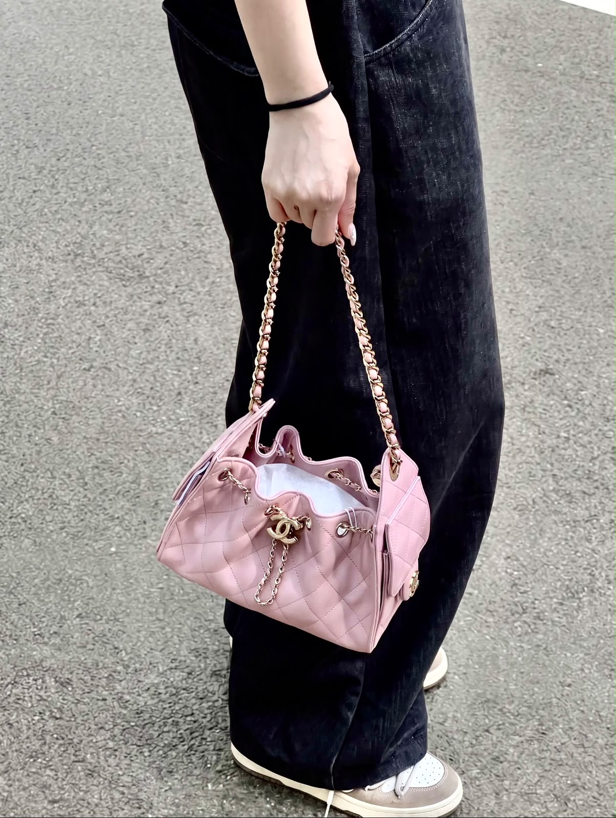 CHANEL Drawstring Bucket Bag 20 cm