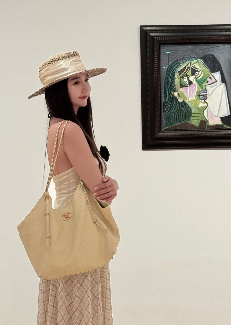 CHANEL Hobo Tote with Pouch 44 cm