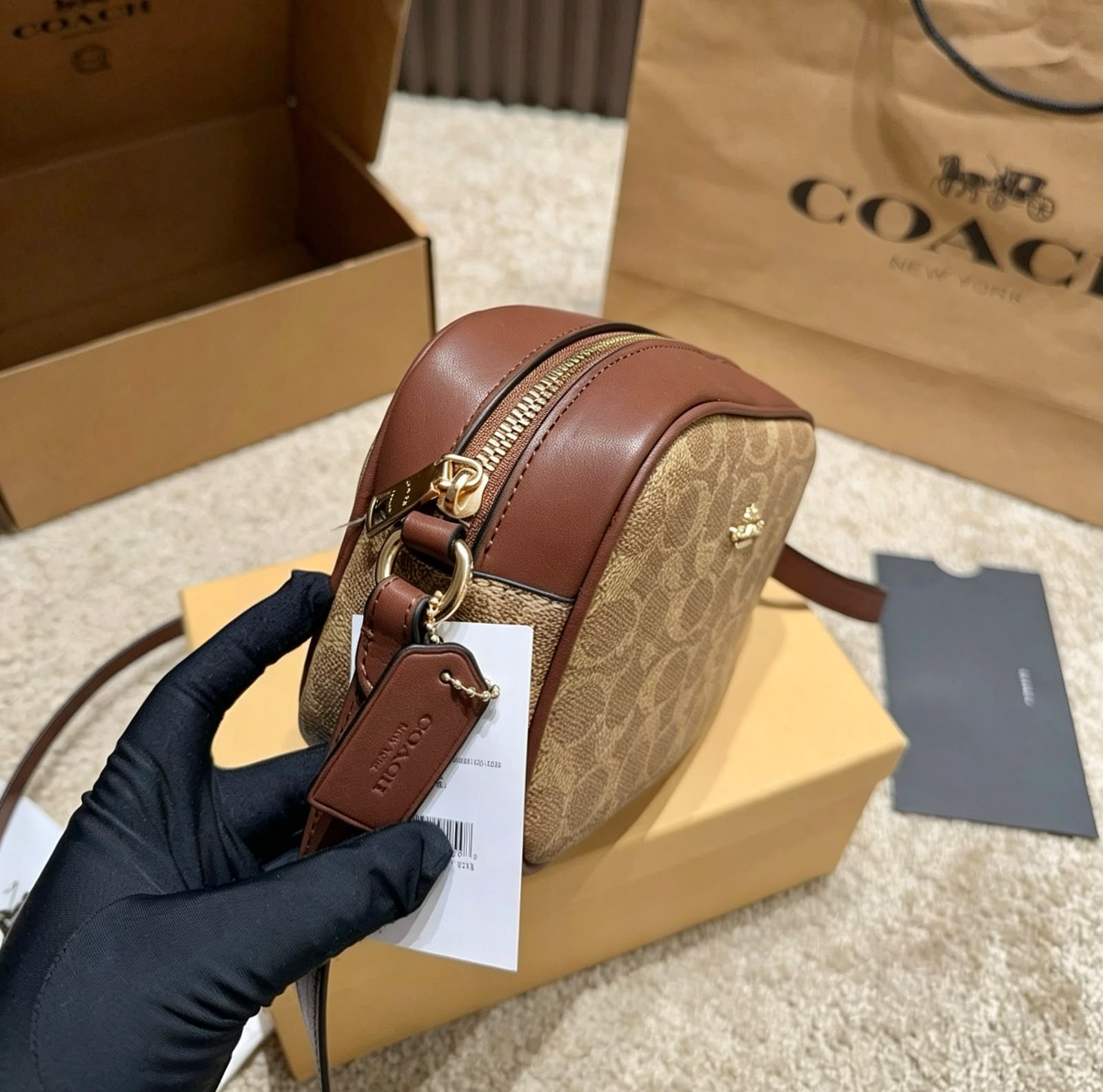 Coach Signature Crossbody Bag 20cm