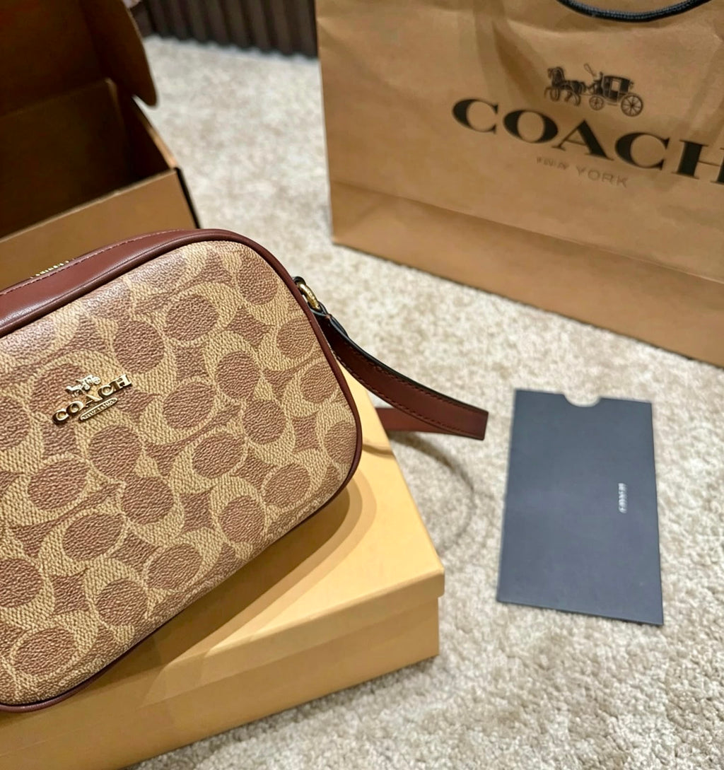 Coach Signature Crossbody Bag 20cm