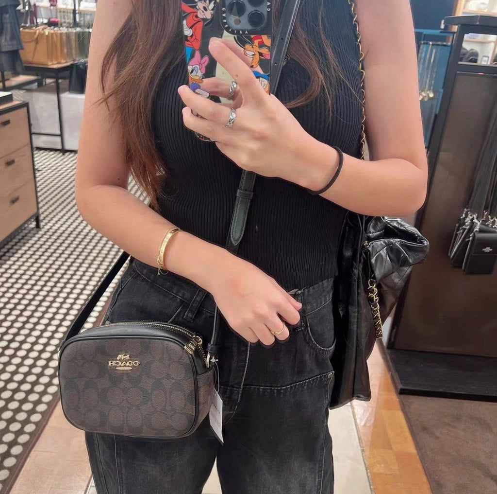 Coach Signature Crossbody Bag 20cm