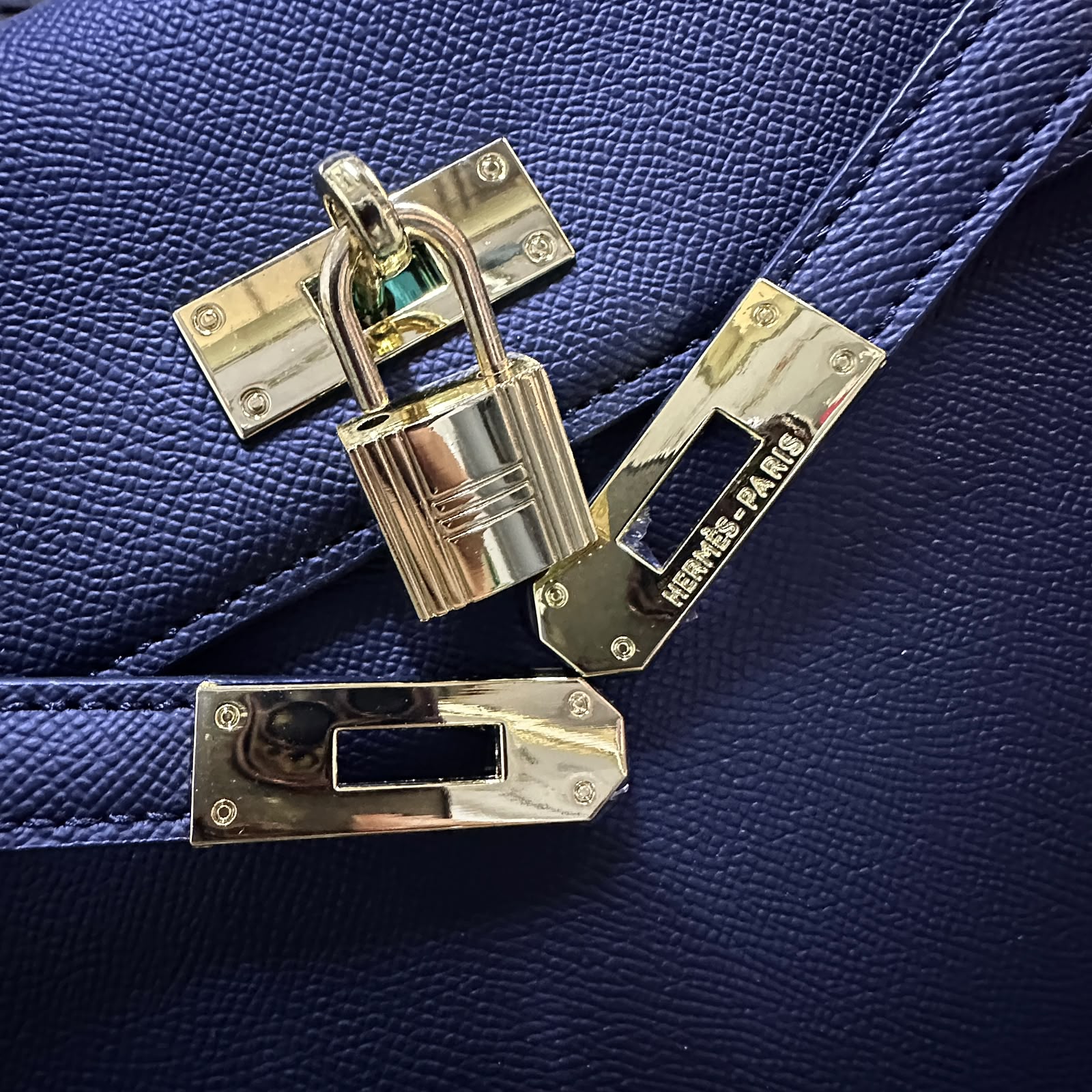 Hermès Kelly Top Handle Bag 28cm