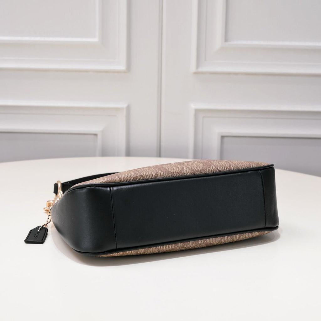 COACH Leather Chain Shoulder Bag 24cm