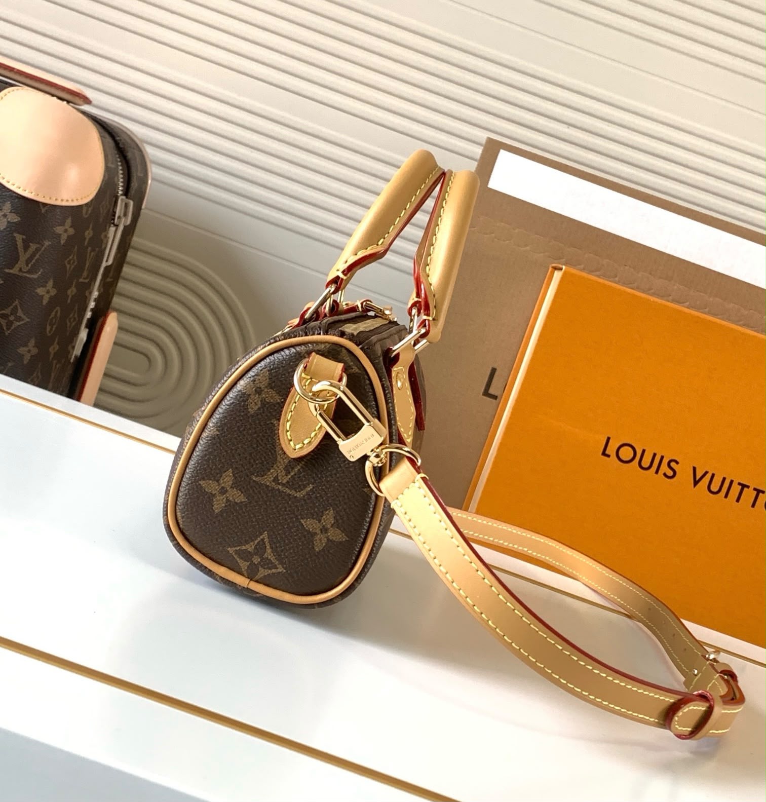 LV Nano Speedy 16cm