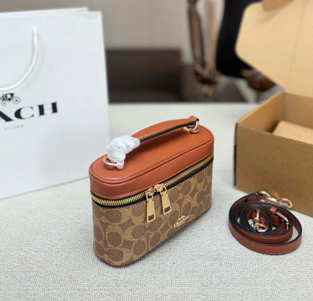 COACH Vanity Crossbody Bag 19cm
