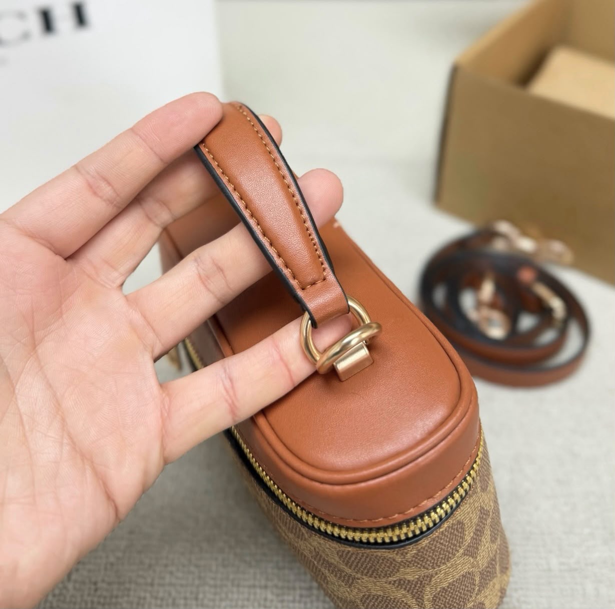 COACH Vanity Crossbody Bag 19cm