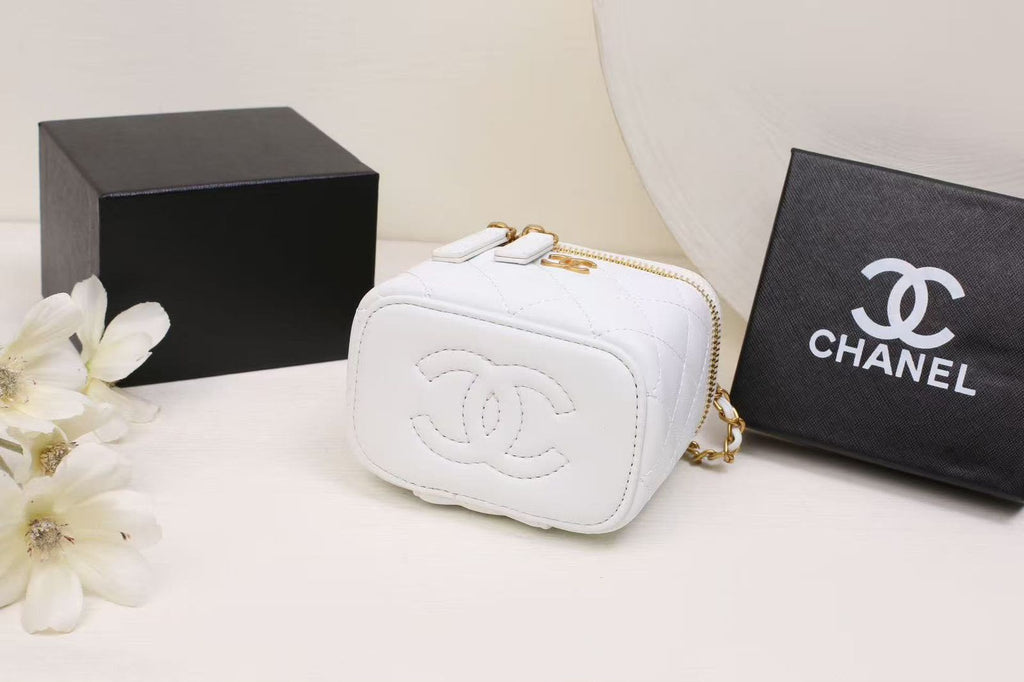 CHANEL Mini Vanity Crossbody Bag 12cm