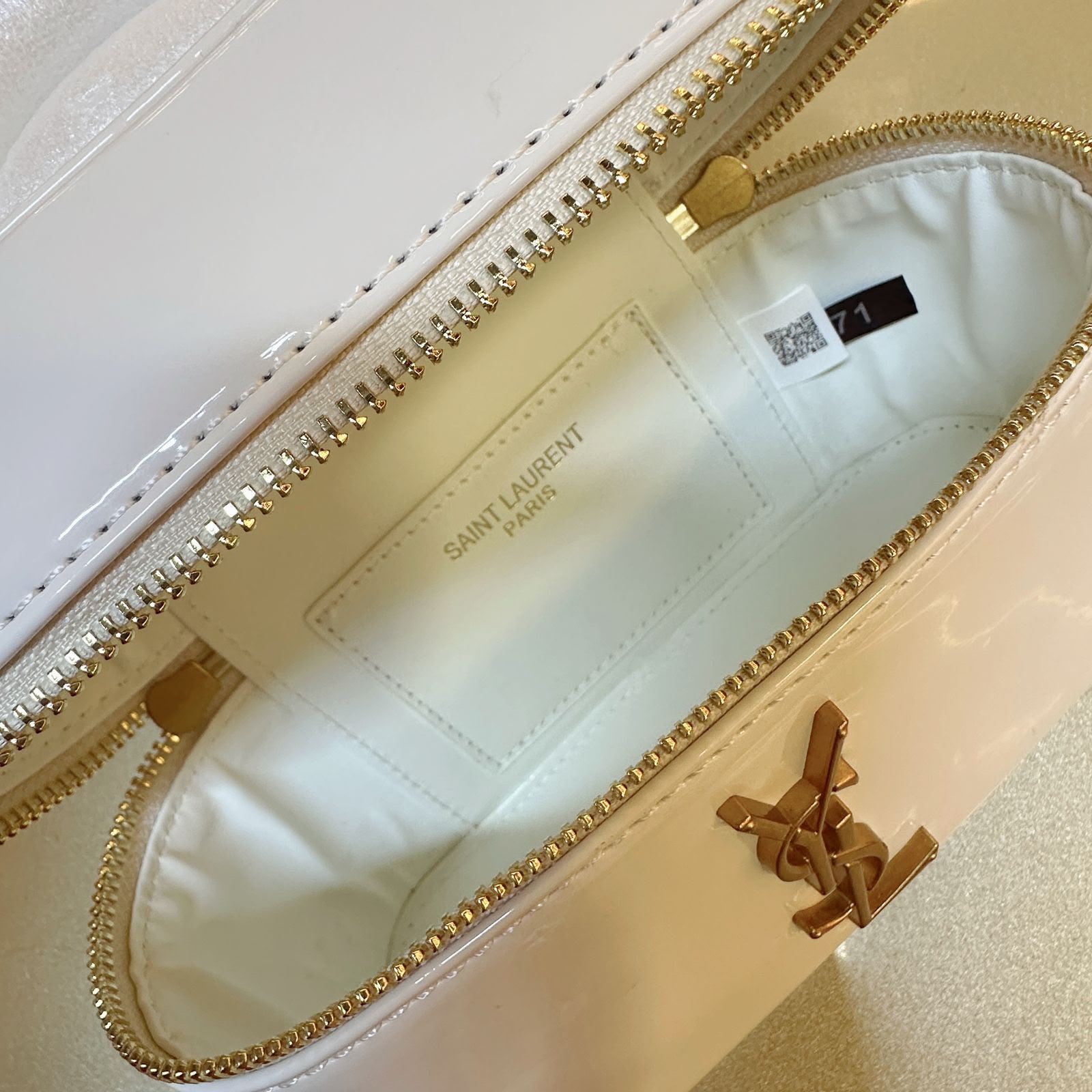 YSL Vanity Top Handle Bag 19cm