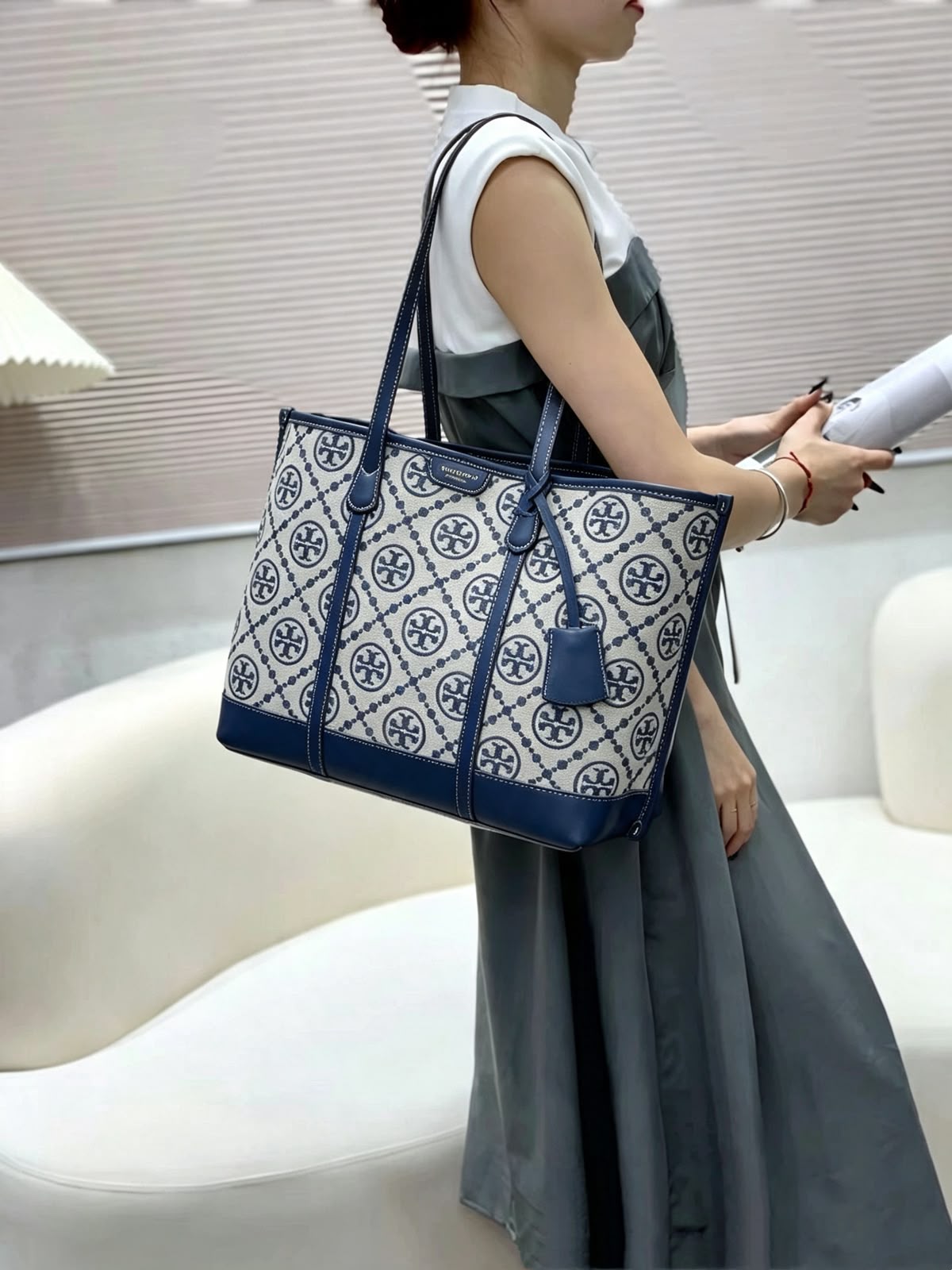 TORY BURCH Monogram Canvas Tote Bag 40cm
