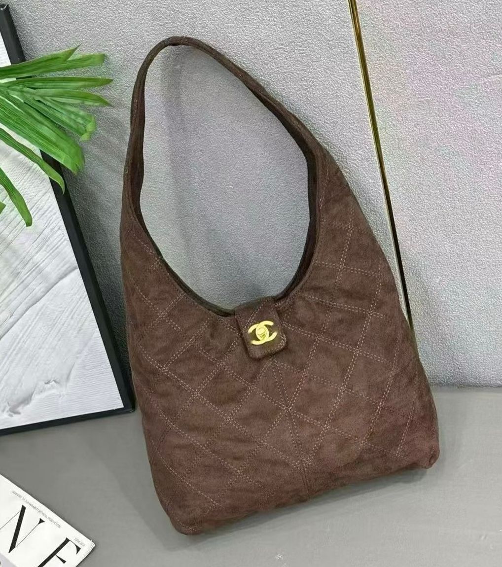 CHANEL Hobo Shoulder Bag 29cm A+