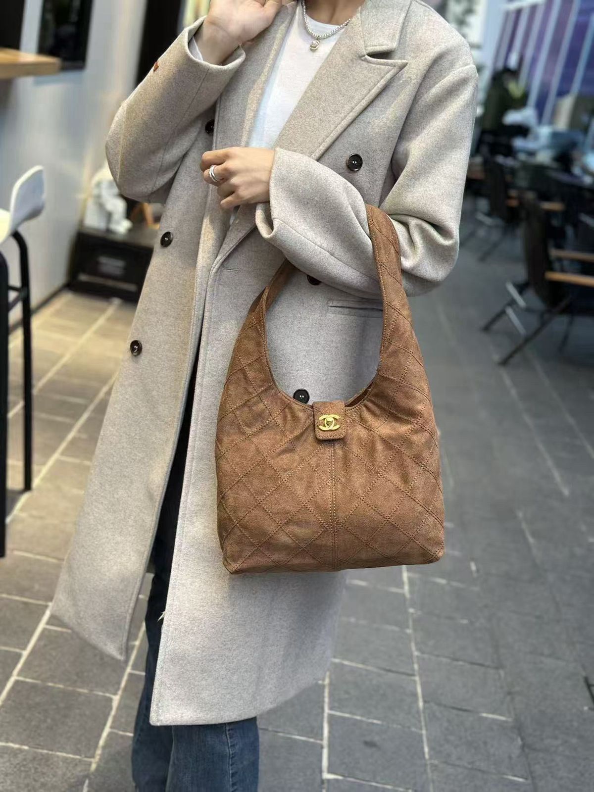 CHANEL Hobo Shoulder Bag 29cm A+